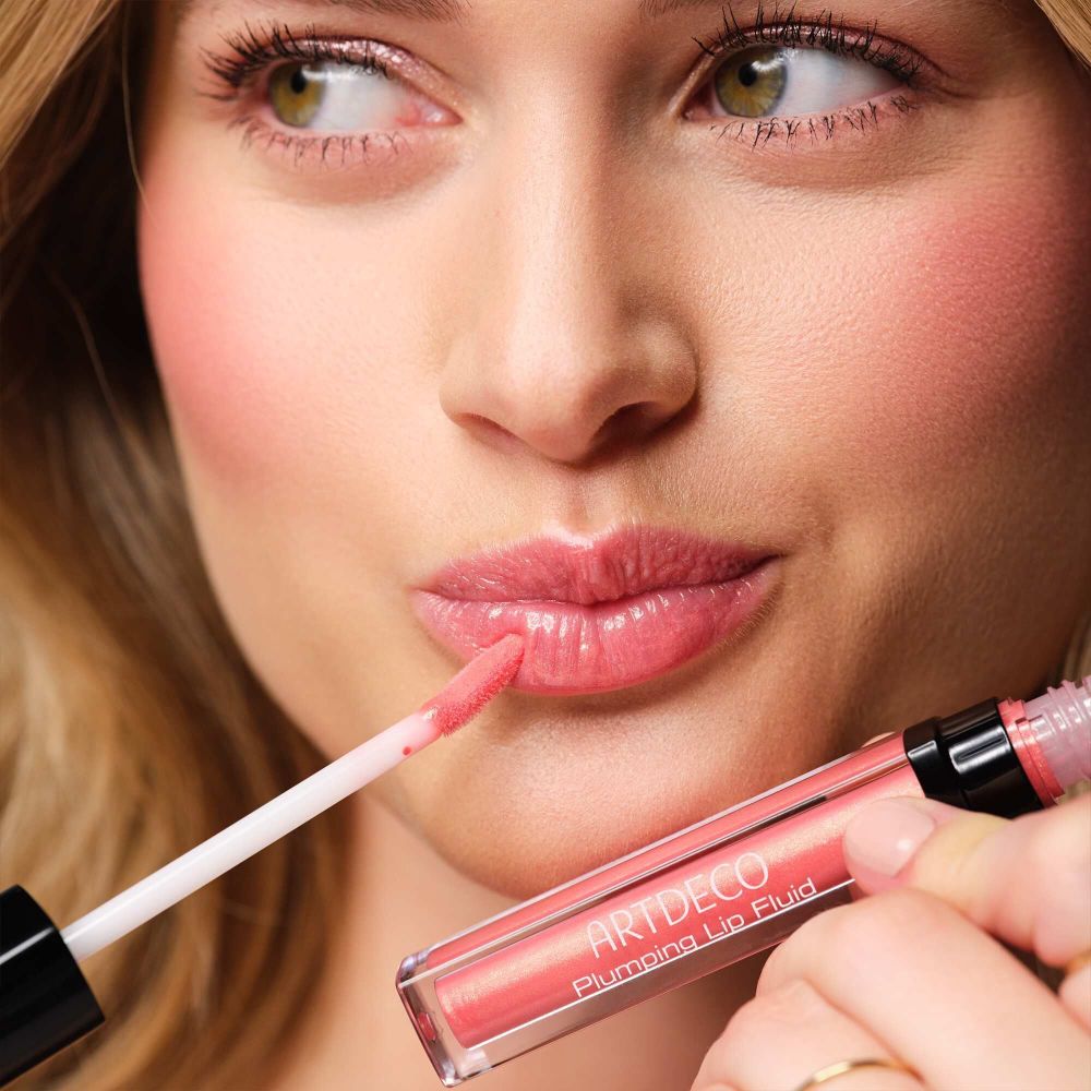 Флюид для губ увеличивающий объем Plumping Lip Fluid