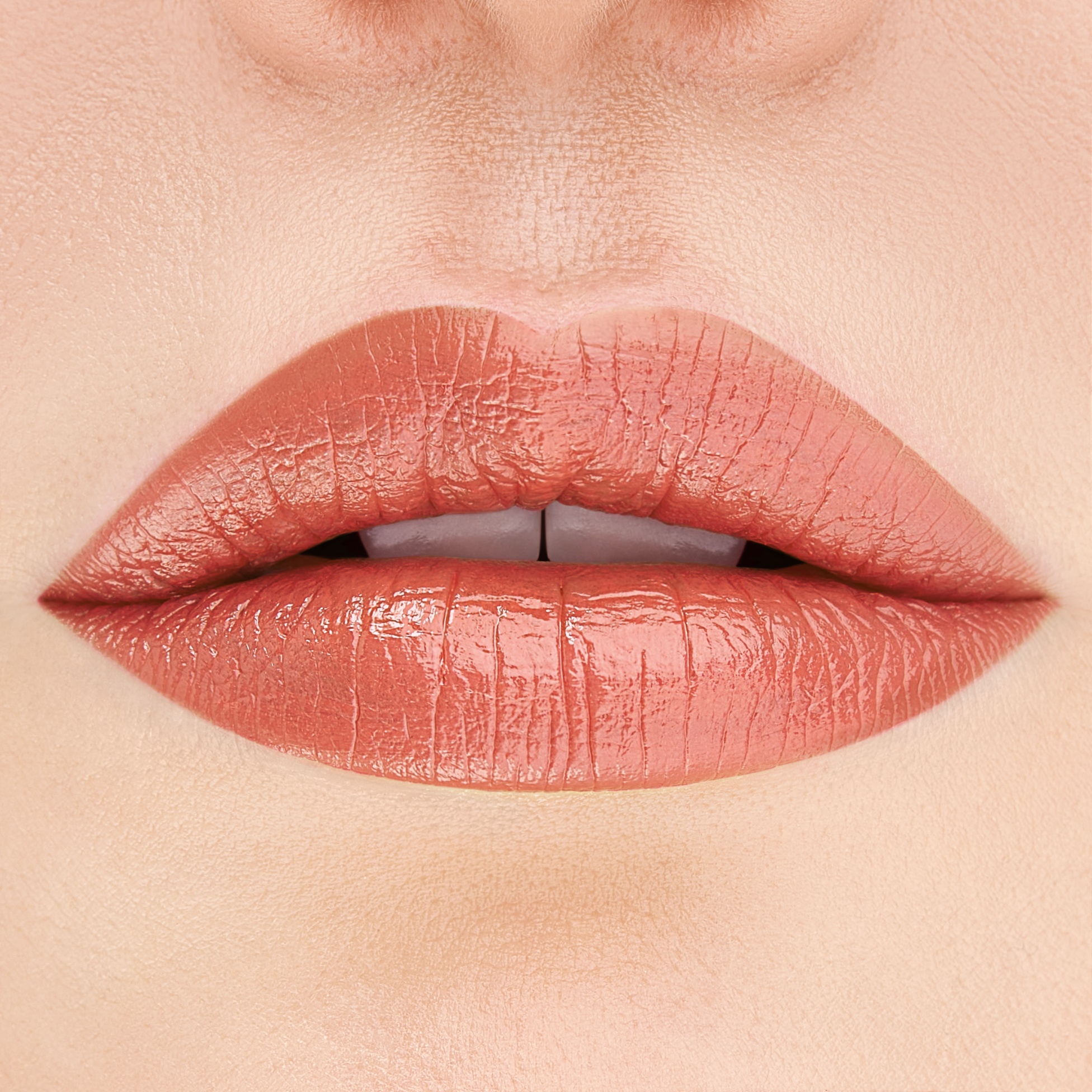 Помада для губ Ultra Rich Color Lipstick