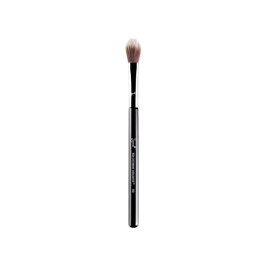 Кисть для хайлайтера High Cheekbone Highlighter F03