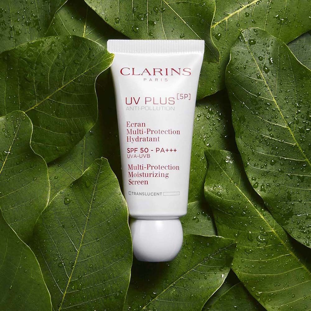 Флюид-экран для лица увлажняющий защитный UV Plus Anti-Pollution SPF50 Translucent купить в VISAGEHALL