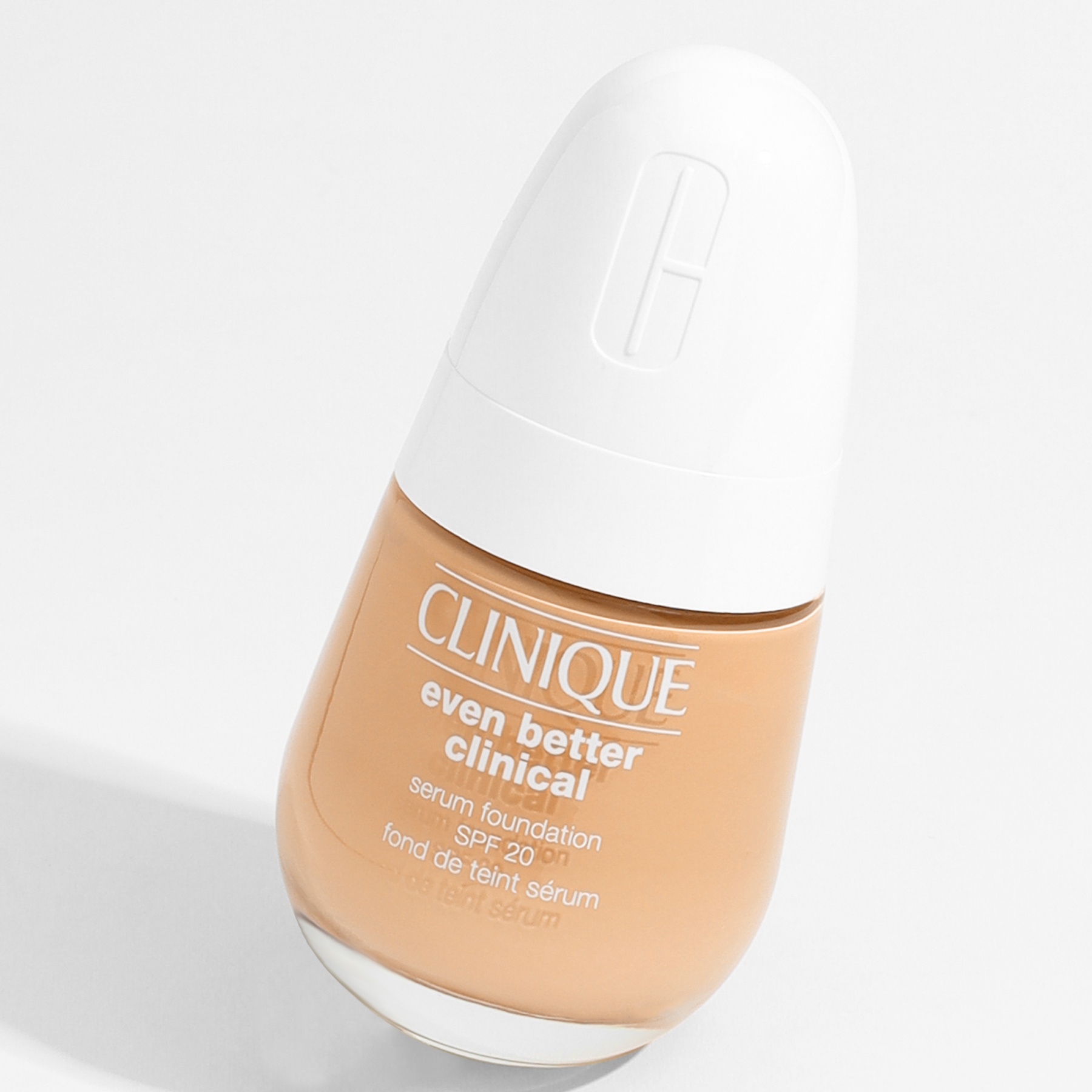 Тональный крем Even Better Clinical Serum SPF20