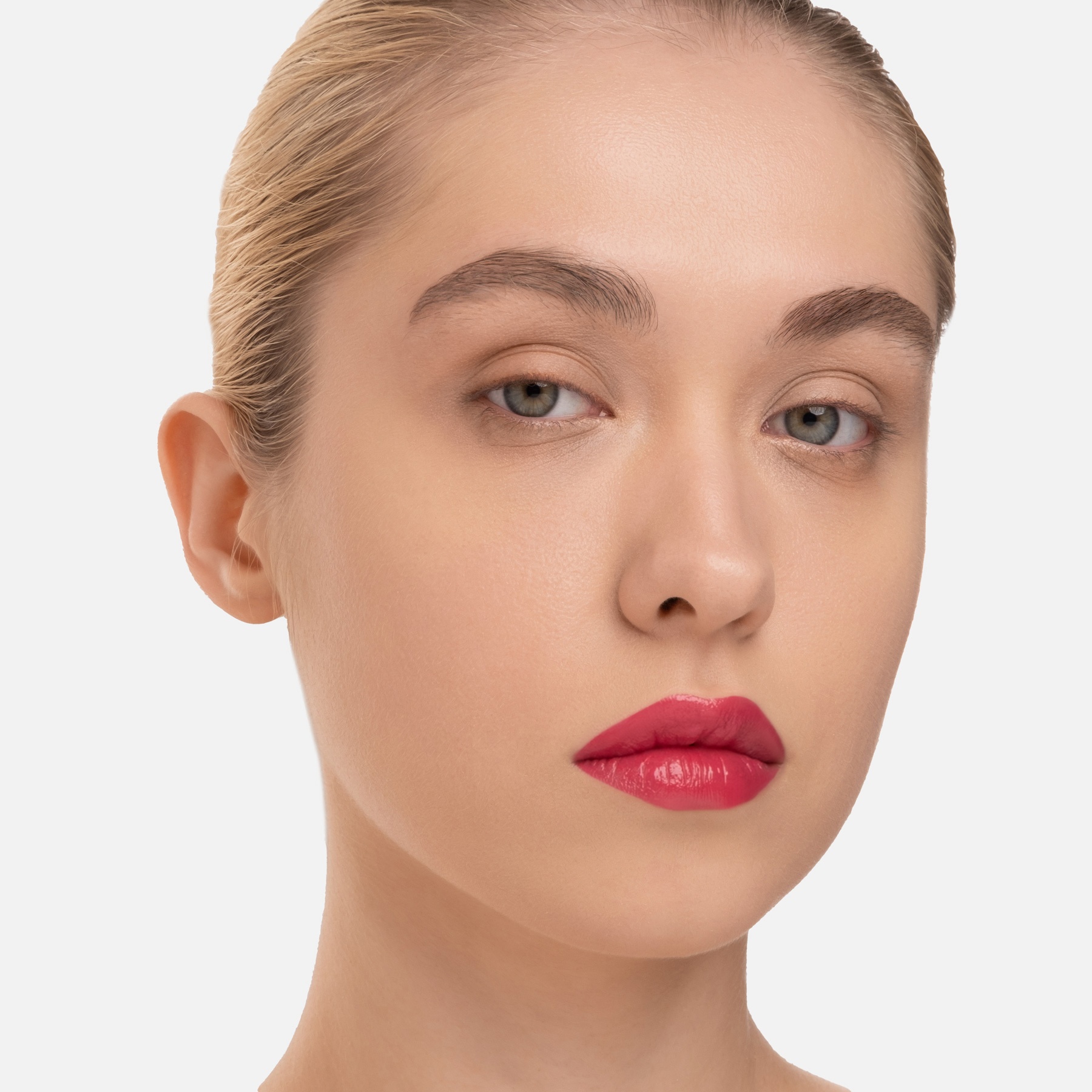 Помада с сияющим эффектом Unforgettable Lipstick Shine