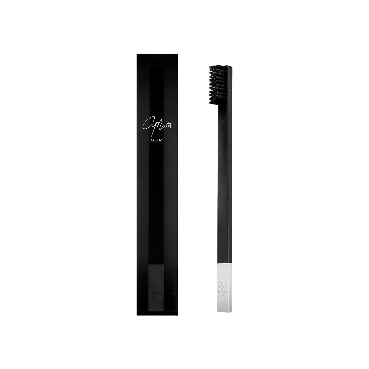 Зубная щетка мягкой жесткости Slim Black and Silver купить в VISAGEHALL