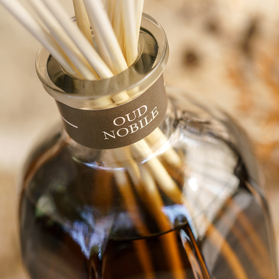 Ароматический диффузор для дома Oud Nobile  купить в VISAGEHALL