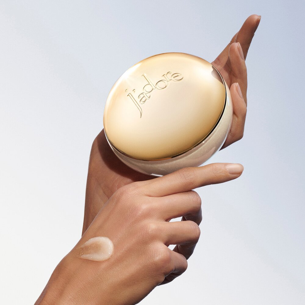 Скраб для тела мерцающий J'Adore купить в VISAGEHALL