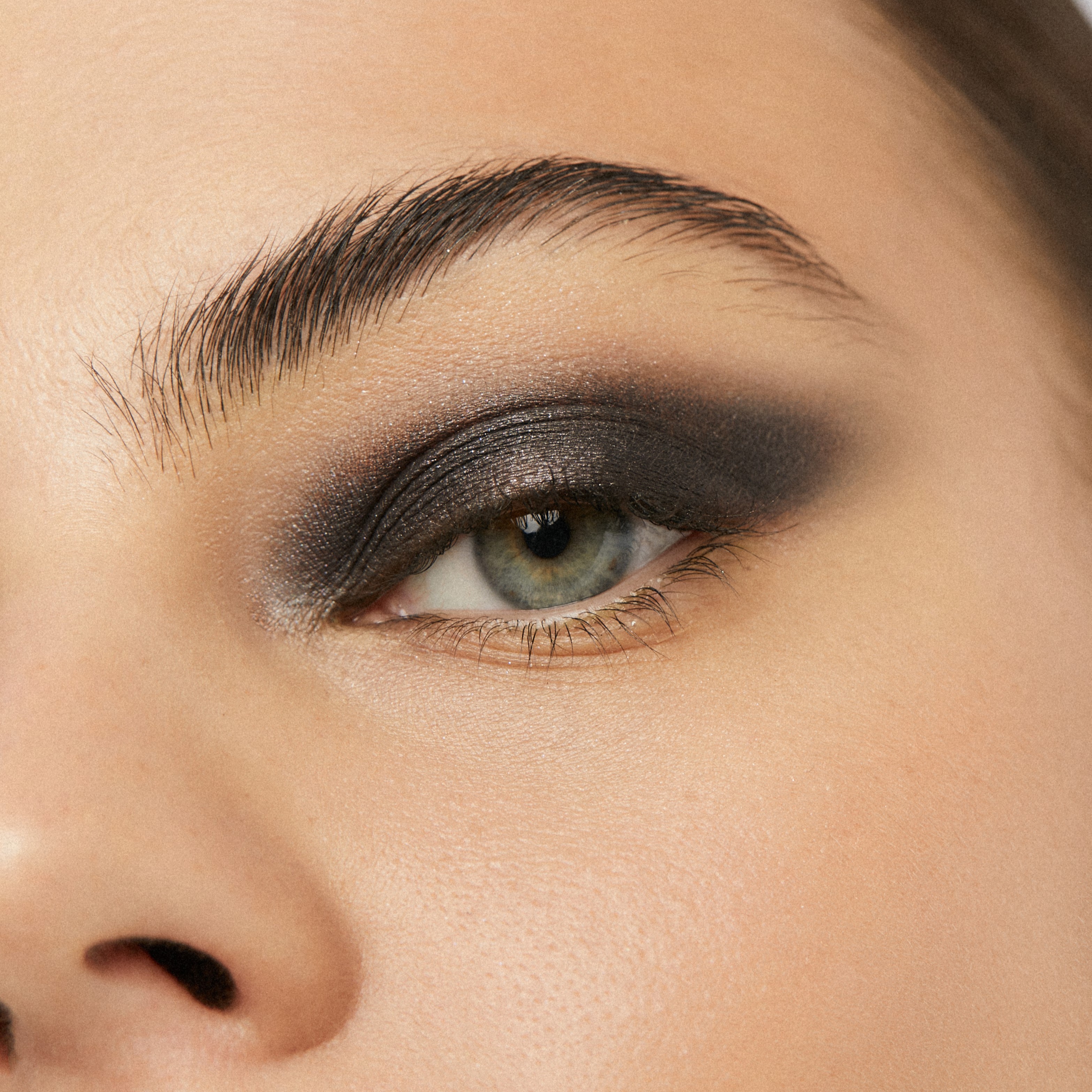 Тени для век Alphabet Eyeshadow Satin