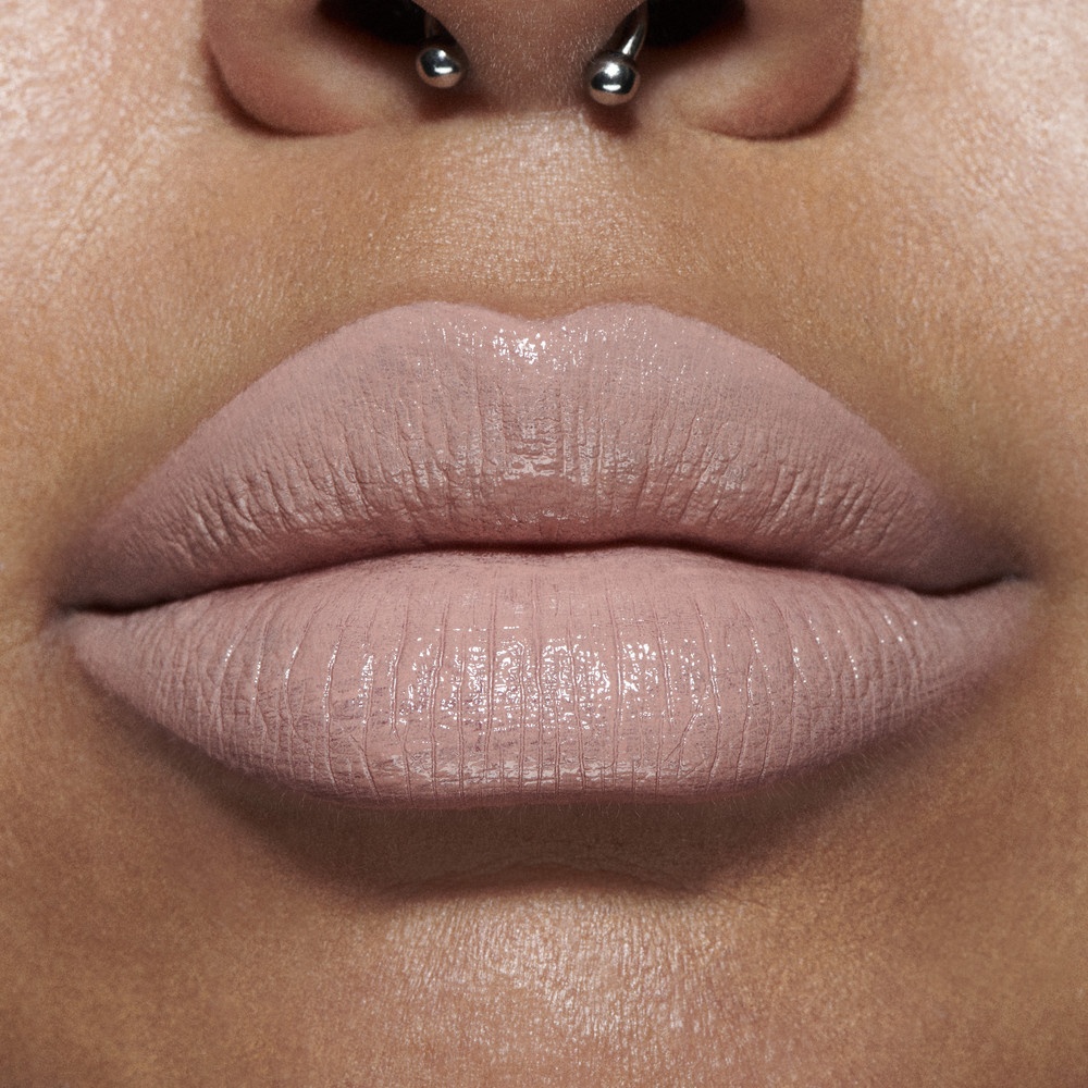 Губная помада Macximal Satin Lipstick 