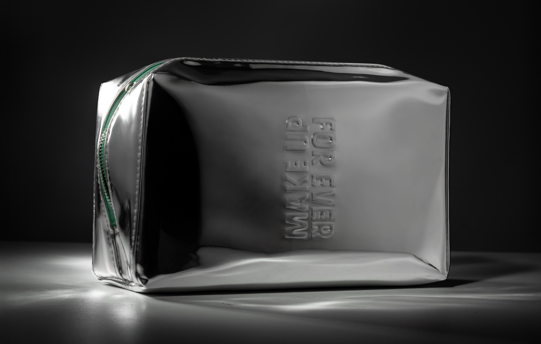 Подарок от Make Up For Ever 