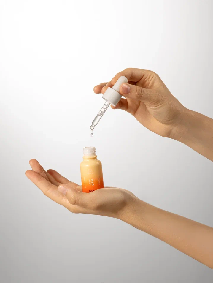 Бустер для сияния и восстановления с витамином С 17% Liquid Dew купить в VISAGEHALL