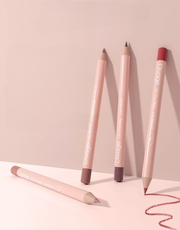 Карандаш для губ On The Way Lip Pencil