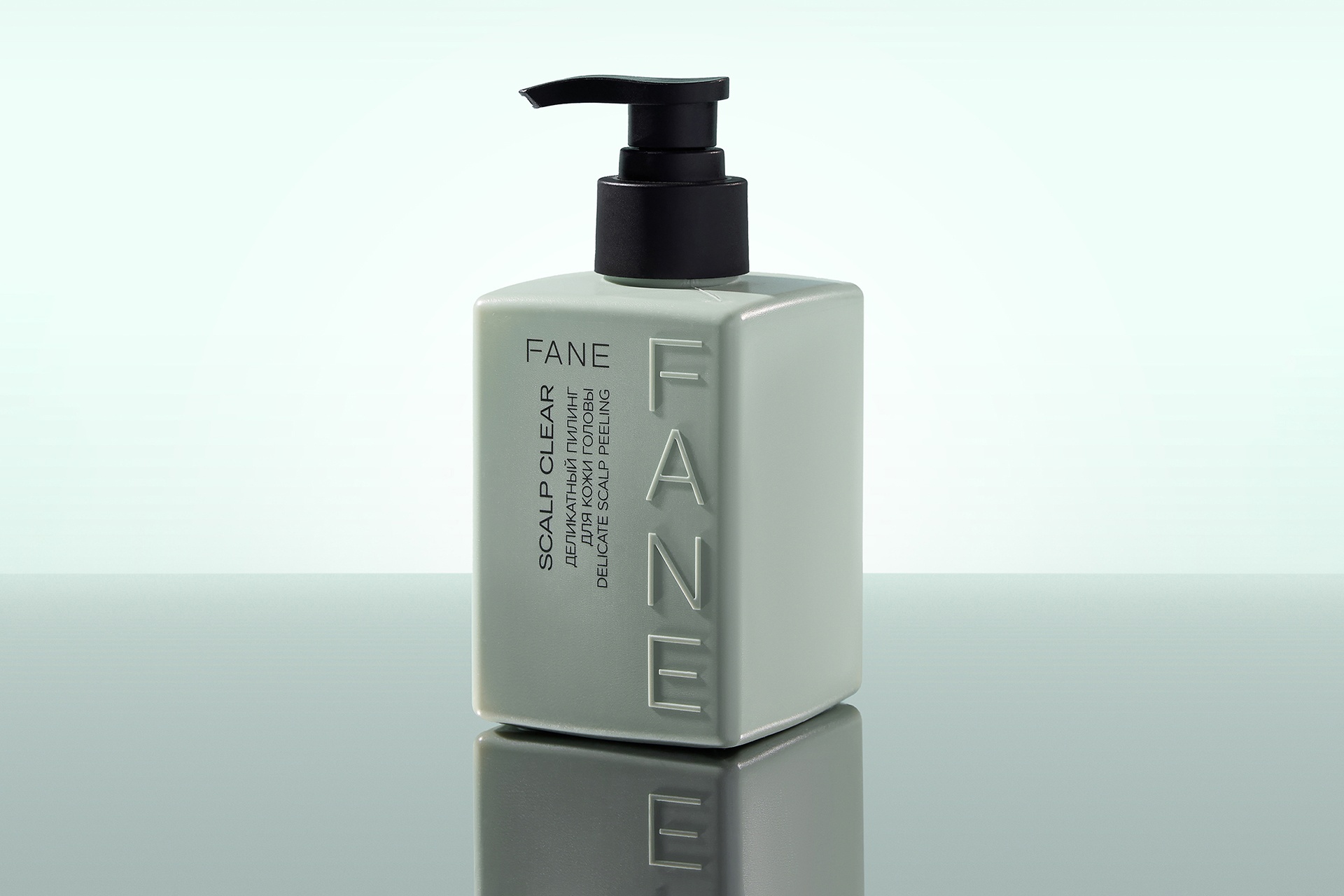 Пилинг для кожи головы деликатный Scalp Clear