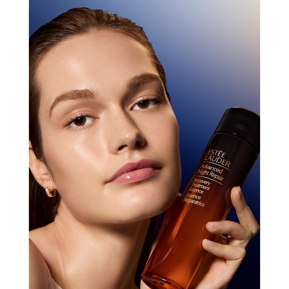 Восстанавливающий ухаживающий лосьон Advanced Night Repair Recovery Treatment Essence купить в VISAGEHALL