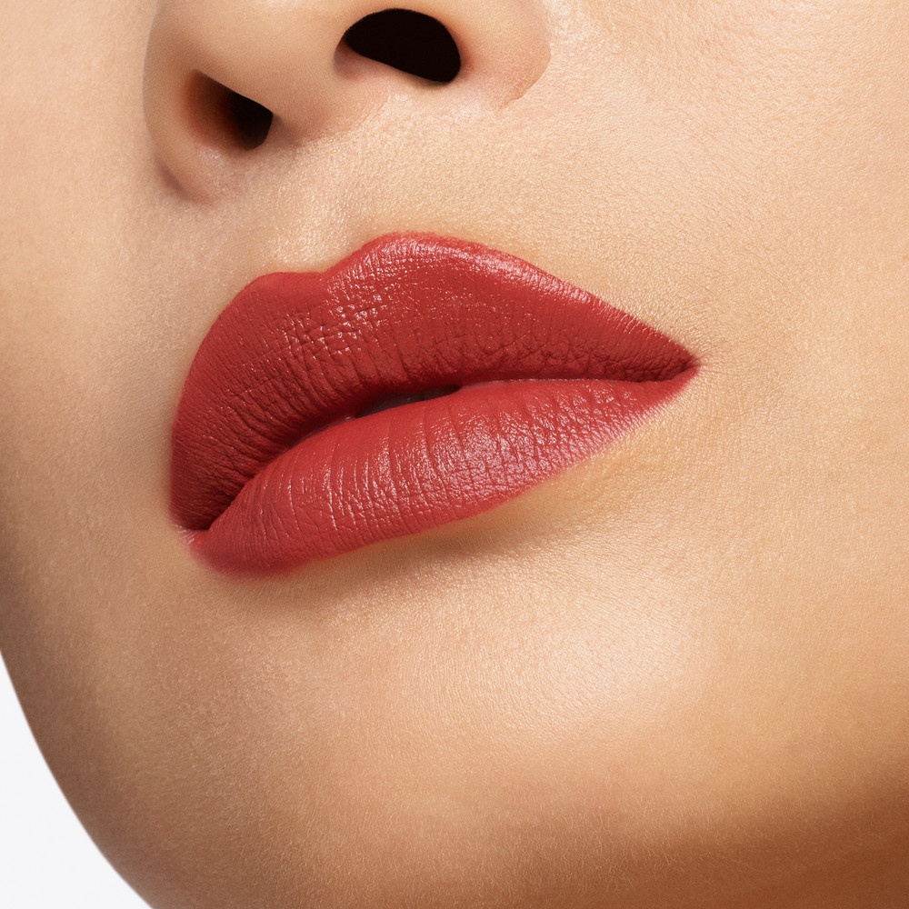 Помада для губ Satin Matte Lip Color Love Limited Edition