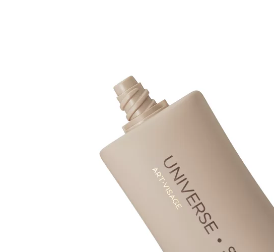 Тональная основа Universe Cloud Blur Foundation