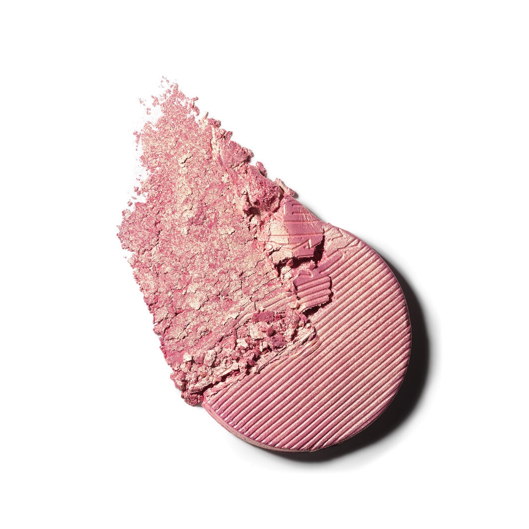 Пудра для лица компактная Extra Dimension Skinfinish