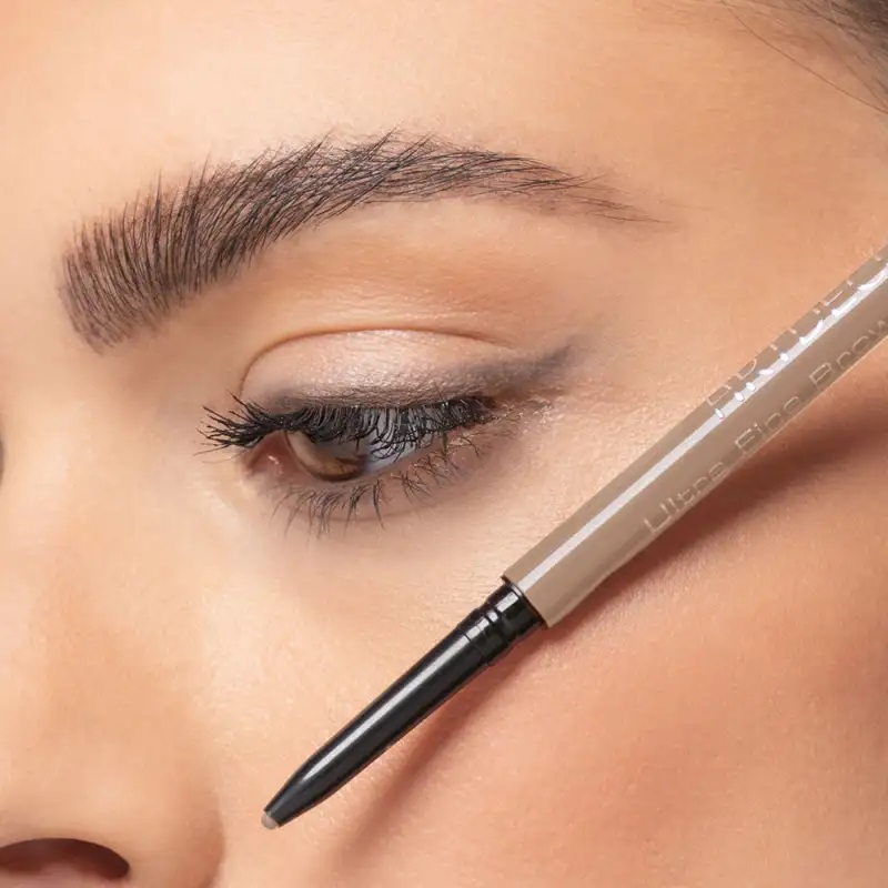 Карандаш для бровей с ультратонким стержнем Ultra Fine Brow Liner