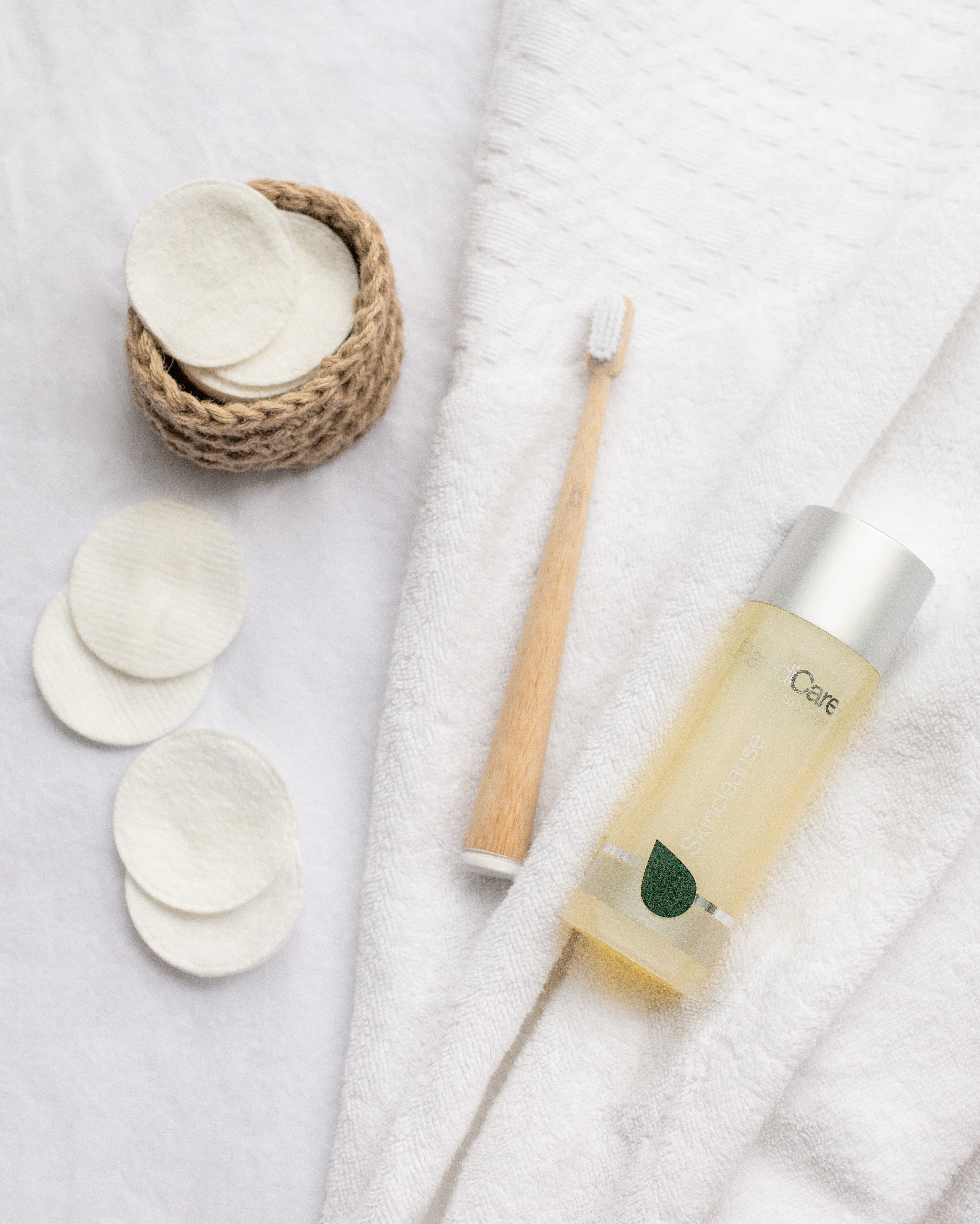 Средство для умывания Skincleanse
