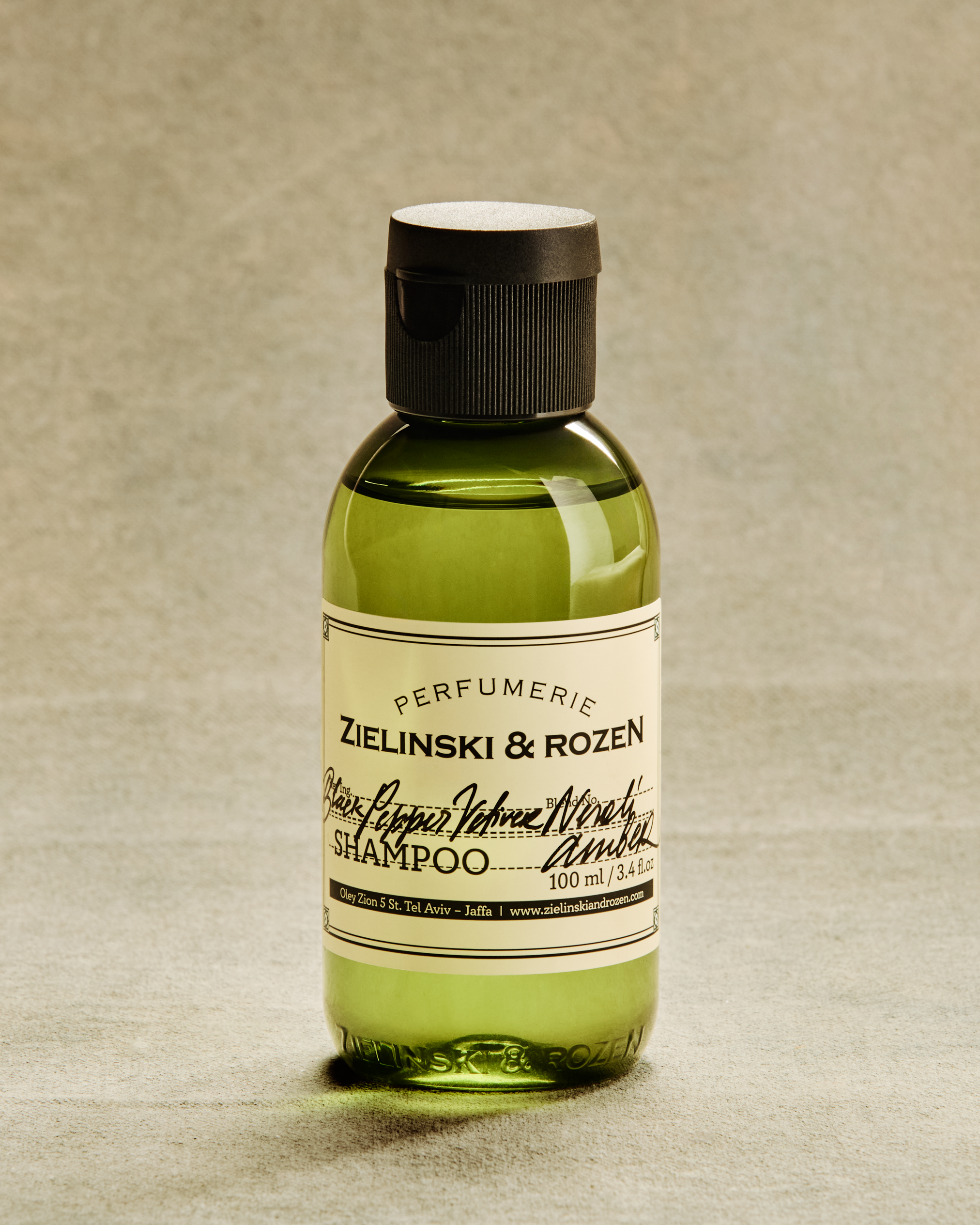 Шампунь для ежедневного использования Черный перец, Ветивер, Нероли, Амбра купить в VISAGEHALL