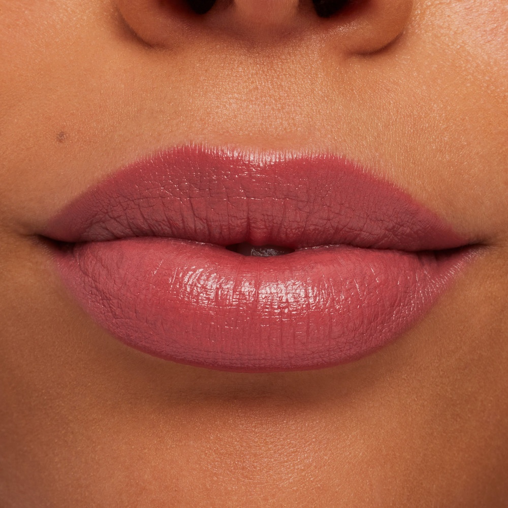 Губная помада Macximal Satin Lipstick 
