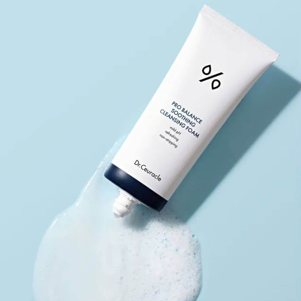 Пенка для умывания смягчающая с пробиотиками Pro Balance Soothing Cleansing Foam купить в VISAGEHALL