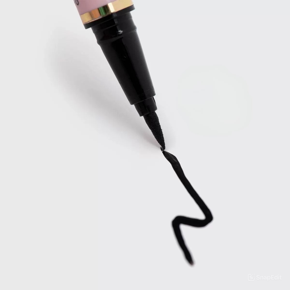 Подводка для глаз водостойкая Eyeliner Feutre Fin