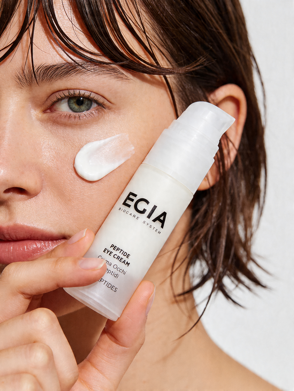 Крем для зоны вокруг глаз с пептидным комплексом Peptide Eye Сream купить в VISAGEHALL