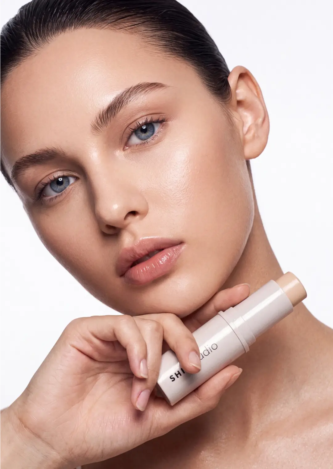 Тональный стик Soft Foundation Stick