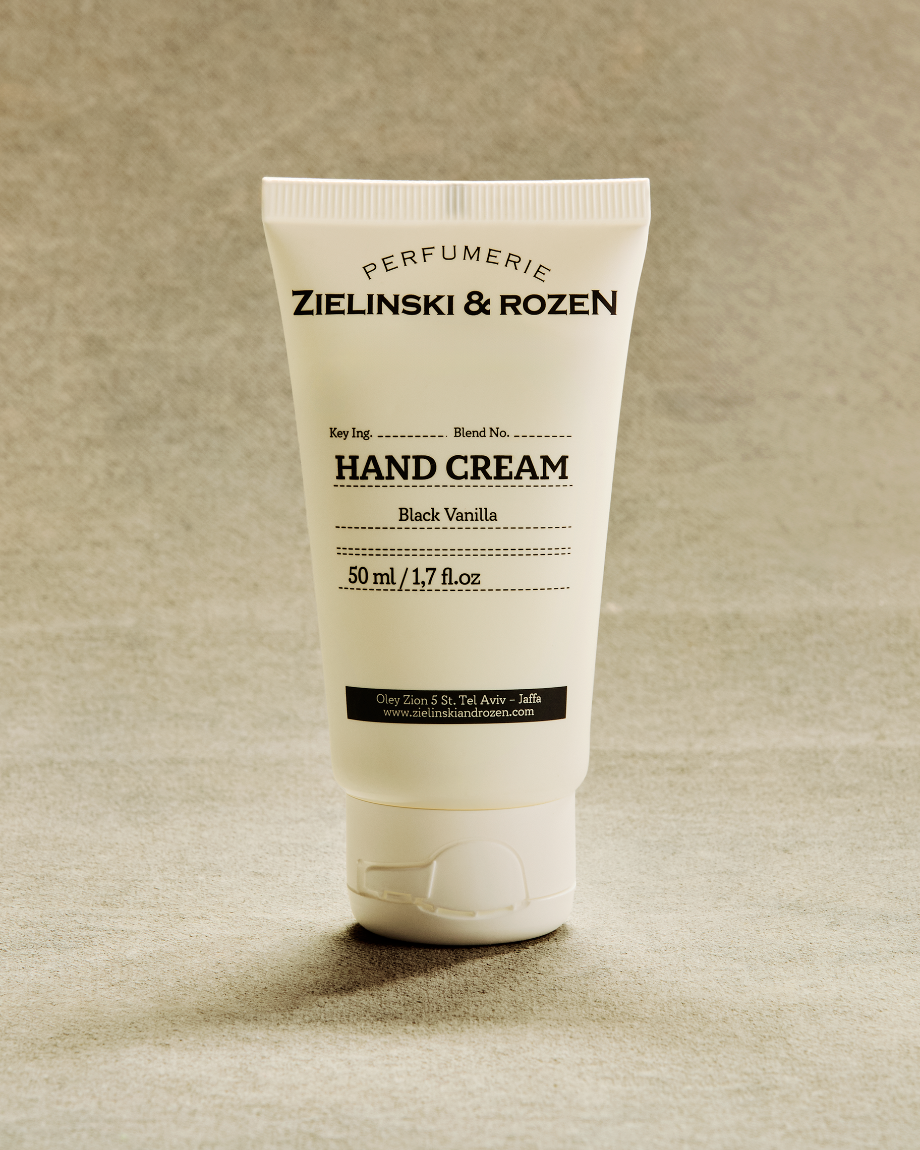 Крем для рук Черная Ваниль купить в VISAGEHALL