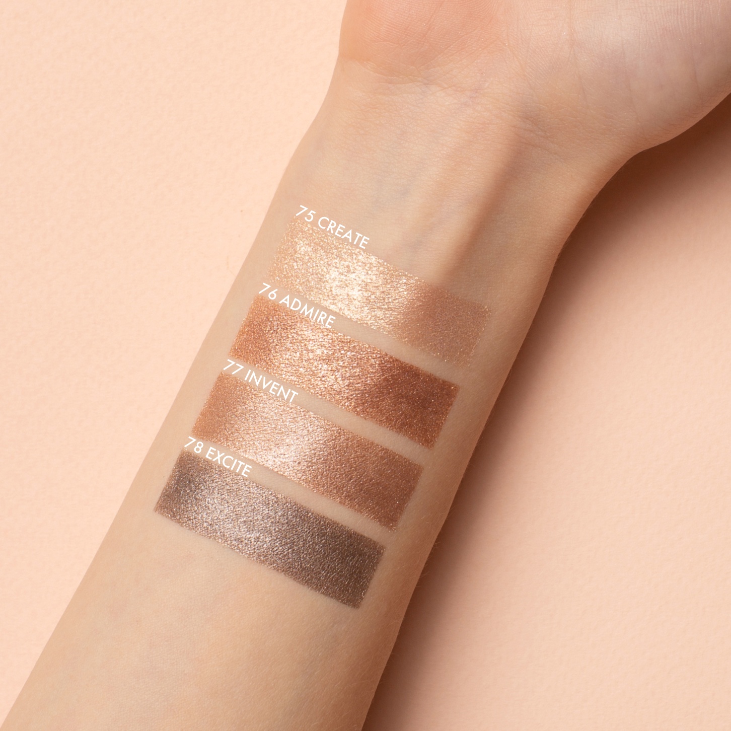 Тени жидкие сияющие Liquid Eye Paint