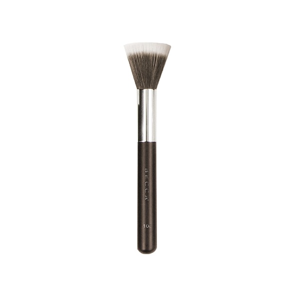 Кисть для нанесения румян и кремовых текстур Blush/Cream Brush №106