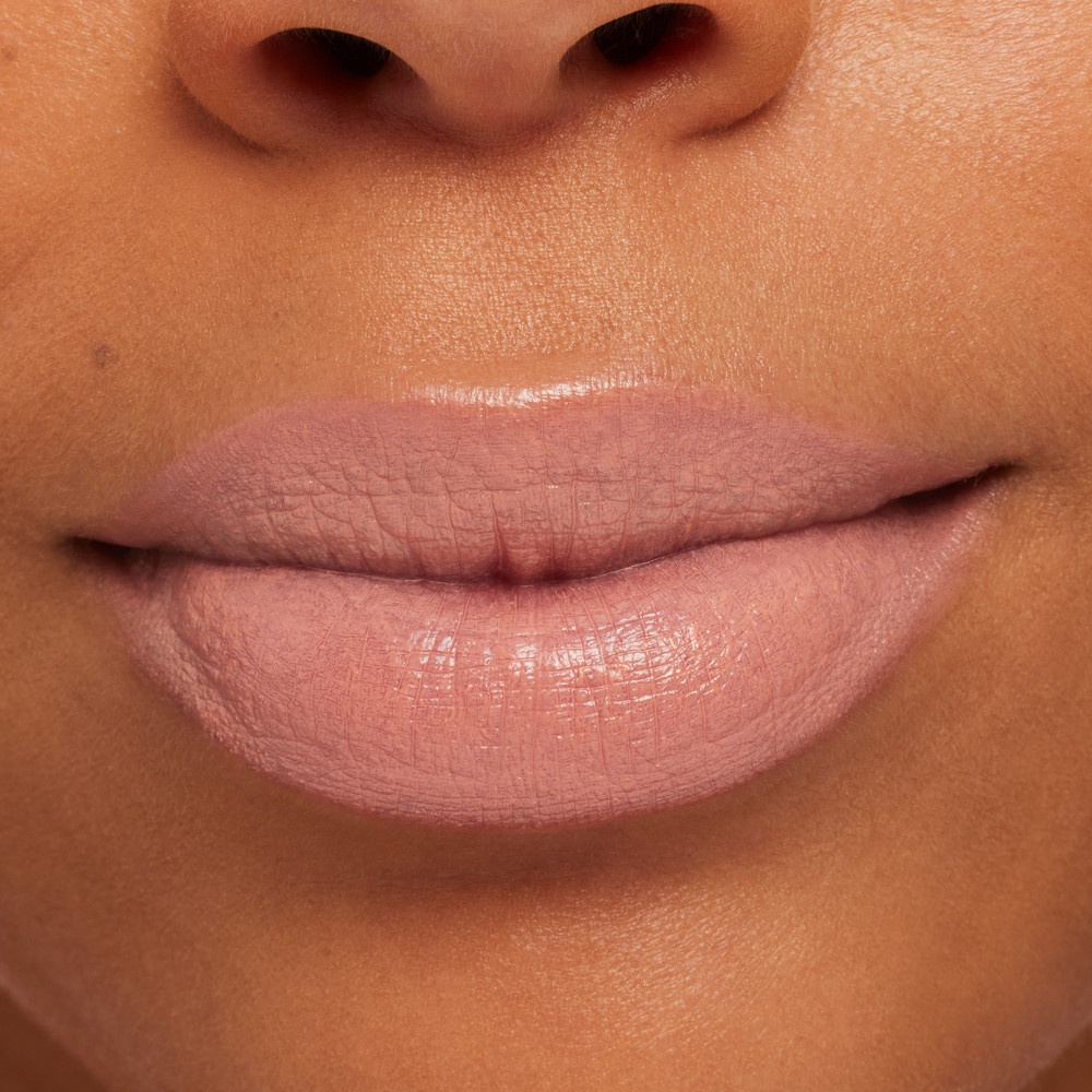 Губная помада Macximal Satin Lipstick 