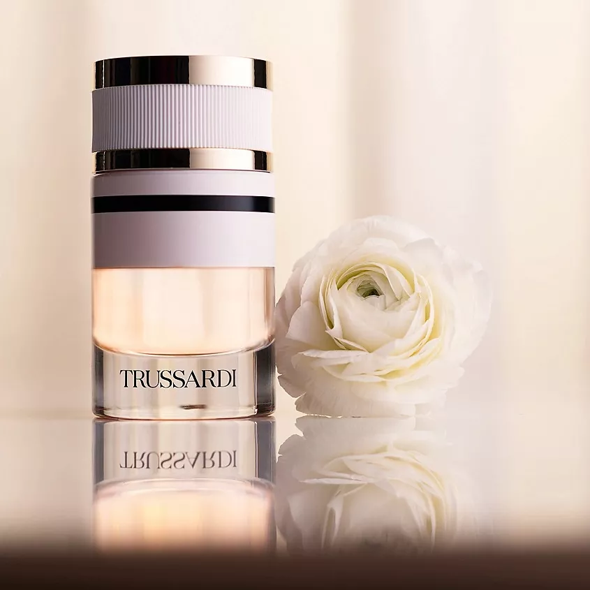 Trussardi Pure Jasmine Парфюмерная вода  купить в VISAGEHALL