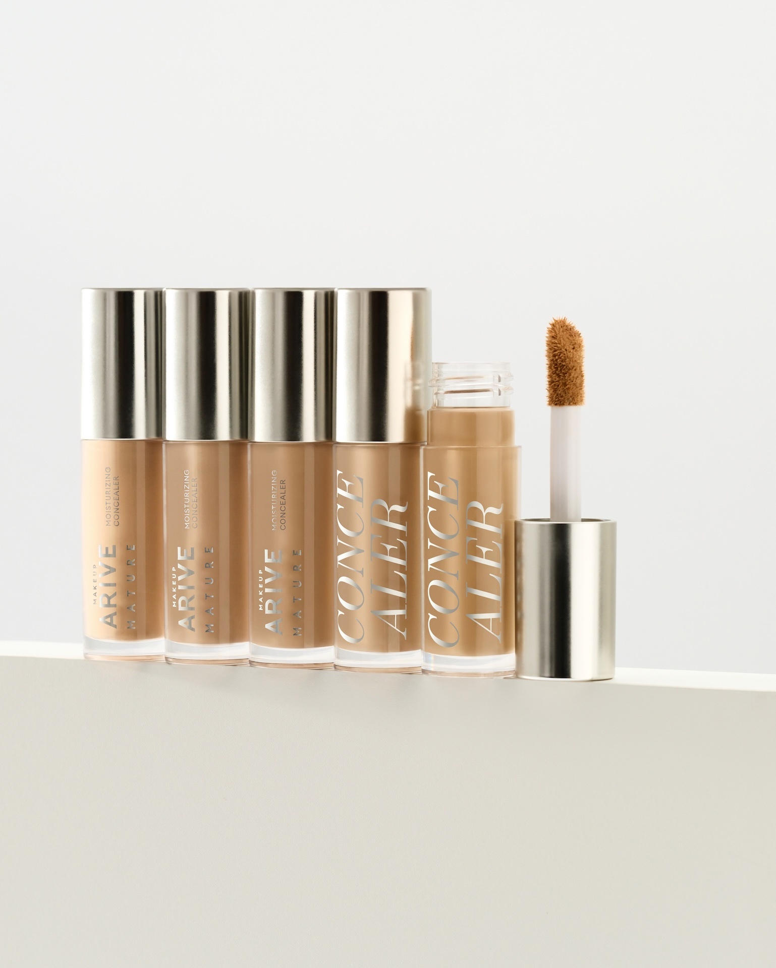 Консилер увлажняющий Mature Soft Radiant