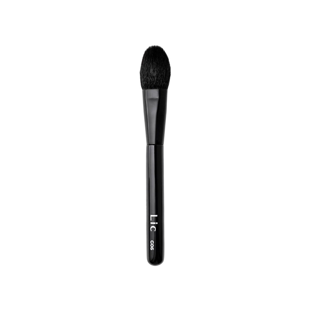 Кисть для сухих текстур Makeup Artist Brush G06 купить в VISAGEHALL