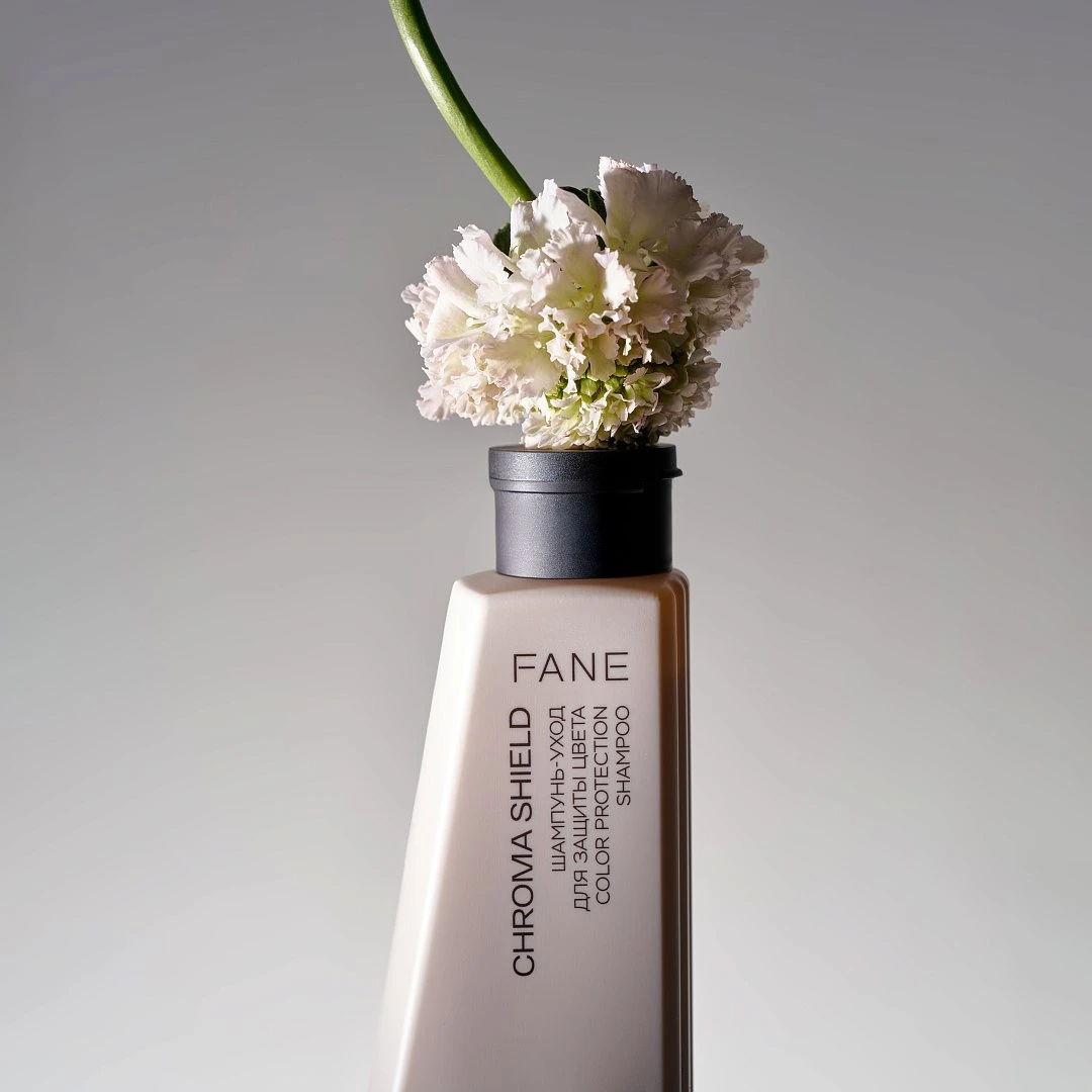 Шампунь-уход для защиты цвета Chroma Shield купить в VISAGEHALL