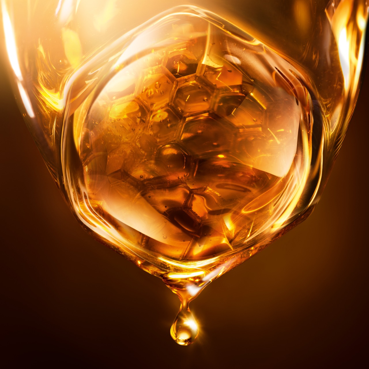 Крем для области вокруг глаз омолаживающий Abeille Royale купить в VISAGEHALL