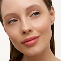 Помада-бальзам оттеночная Wet Kiss Lipstick-Balm