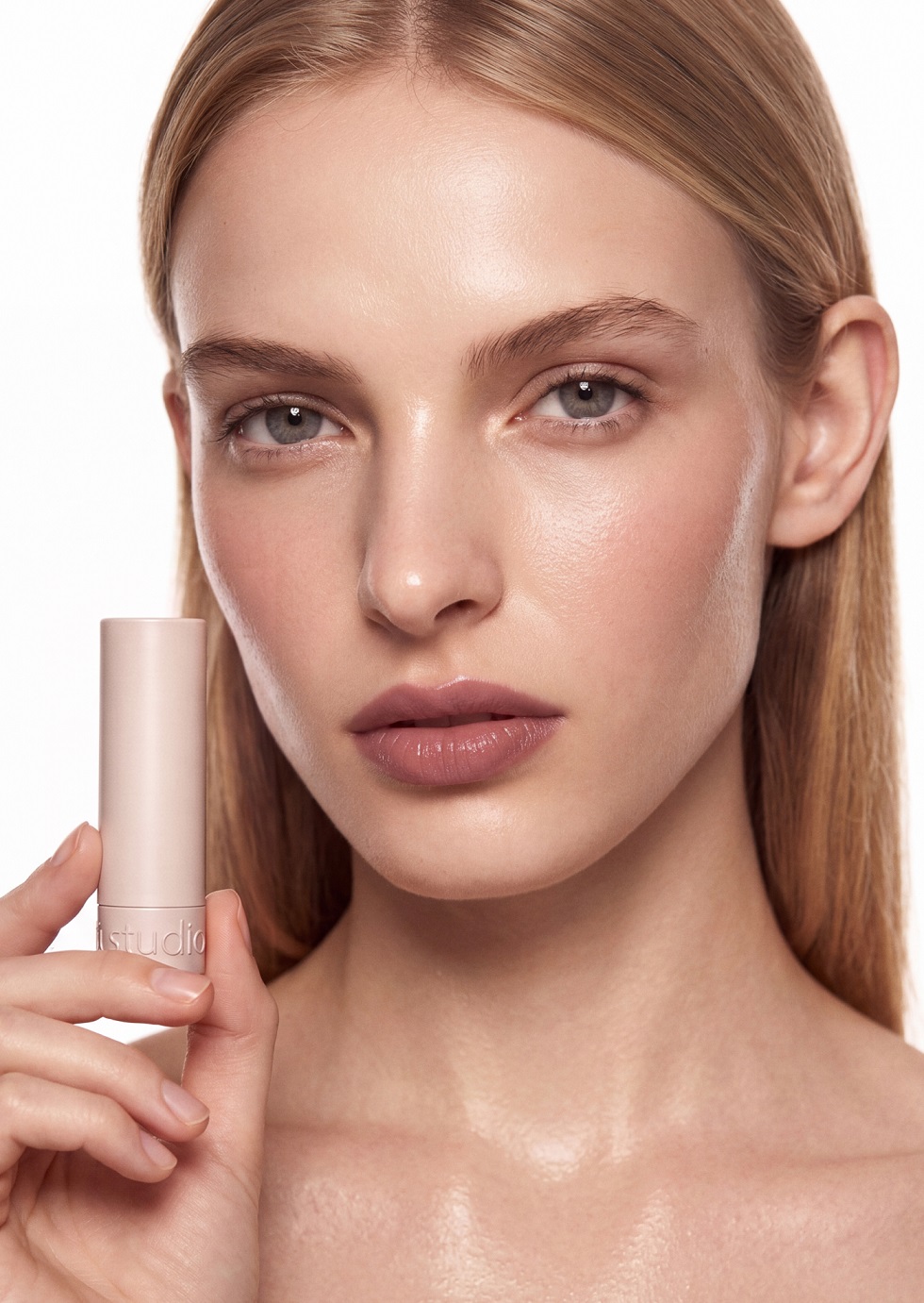 Помада кремовая для губ Сream Lipstick