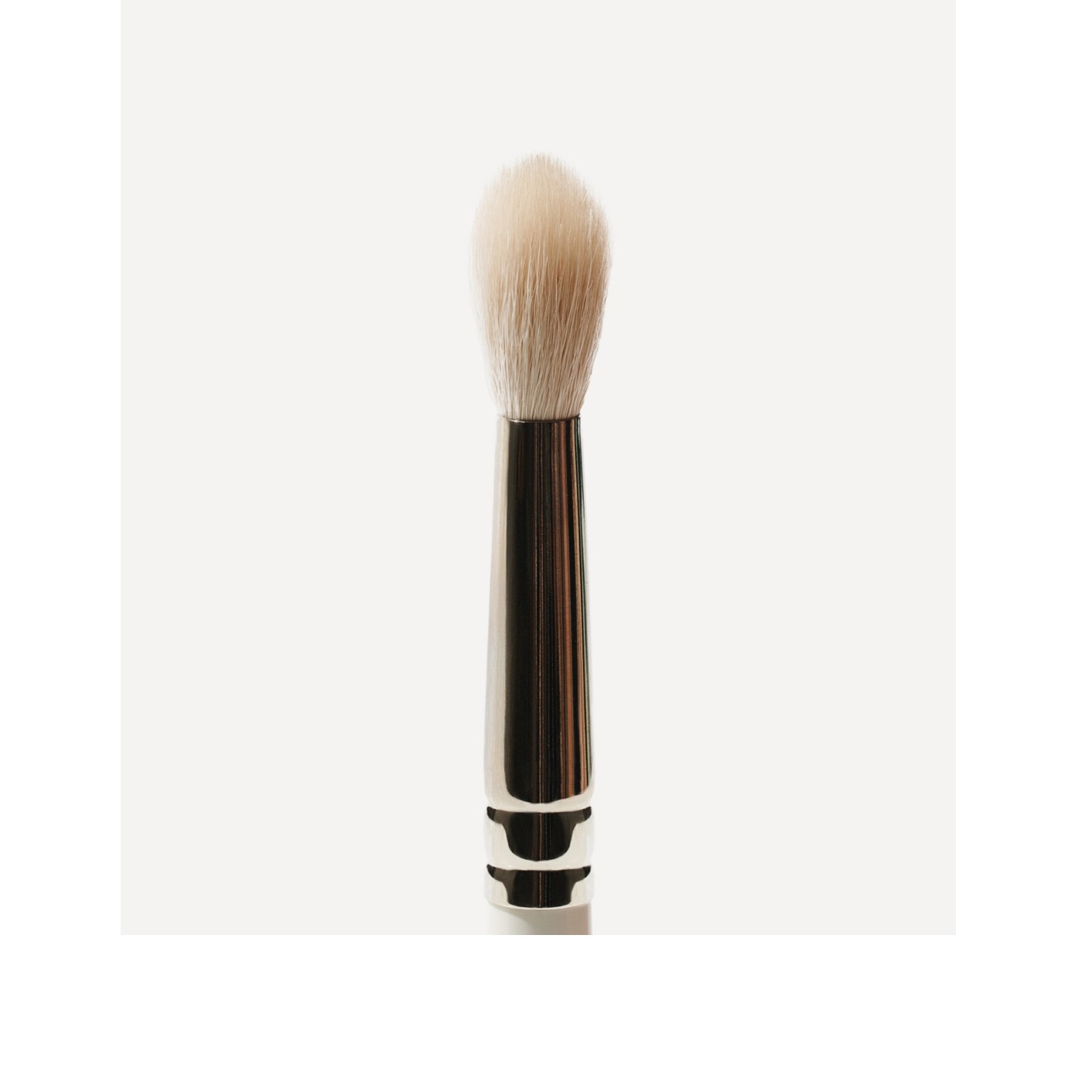 Кисть для макияжа глаз Япония 305 купить в VISAGEHALL