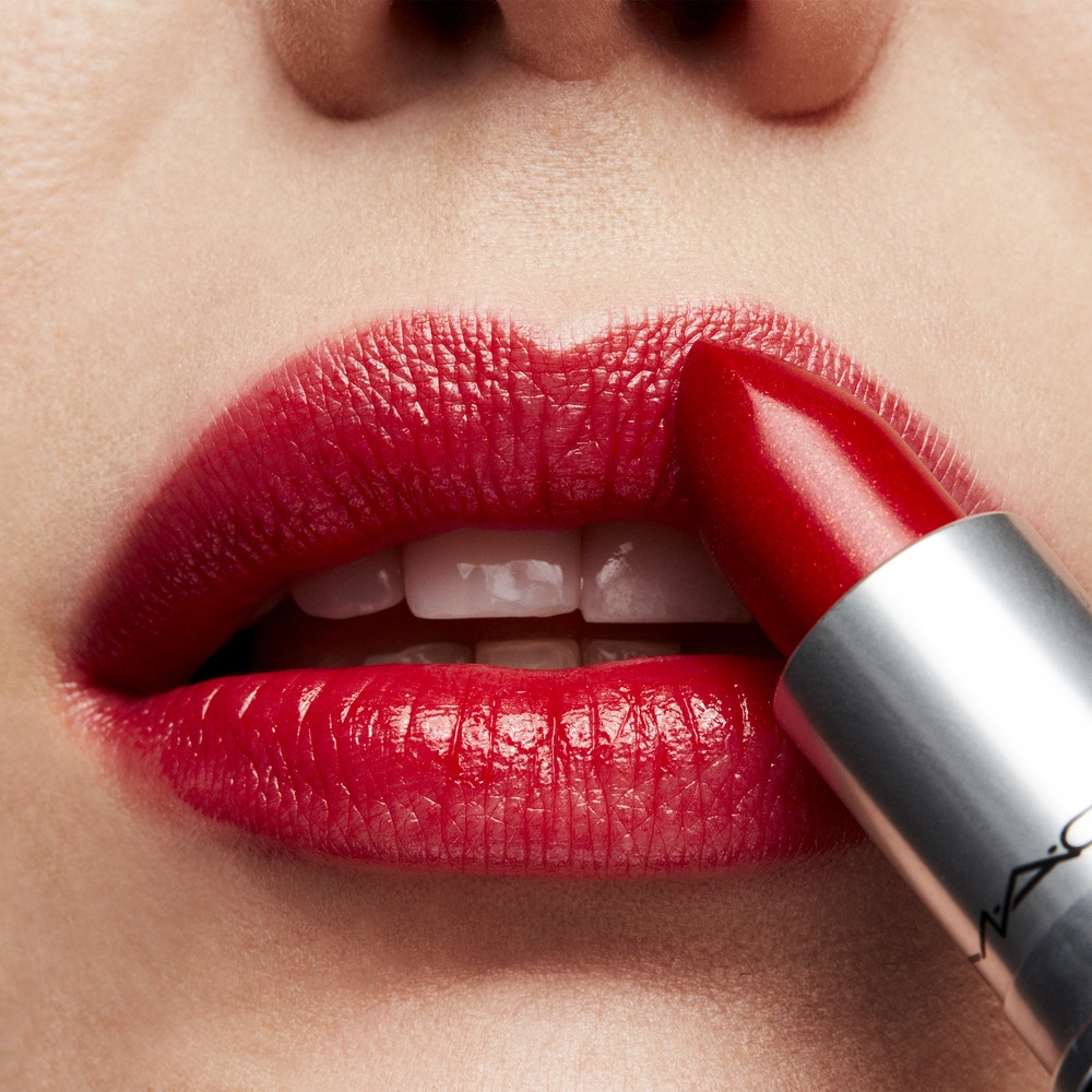 Помада для губ Lustreglass Sheer-Shine Lipstick
