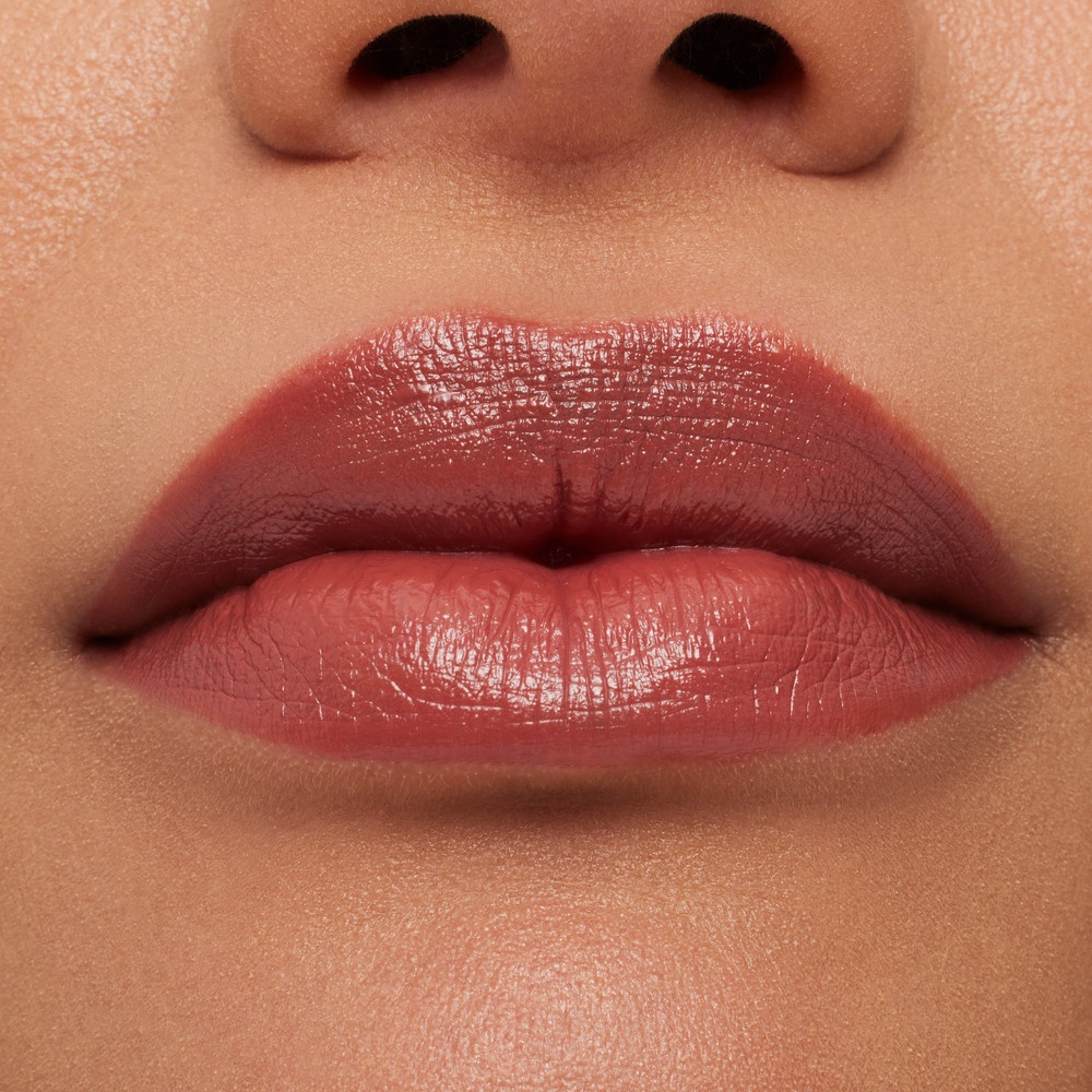 Губная помада Macximal Satin Lipstick 