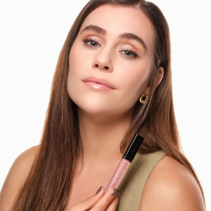 Флюид для губ увеличивающий объем Plumping Lip Fluid Oh La La