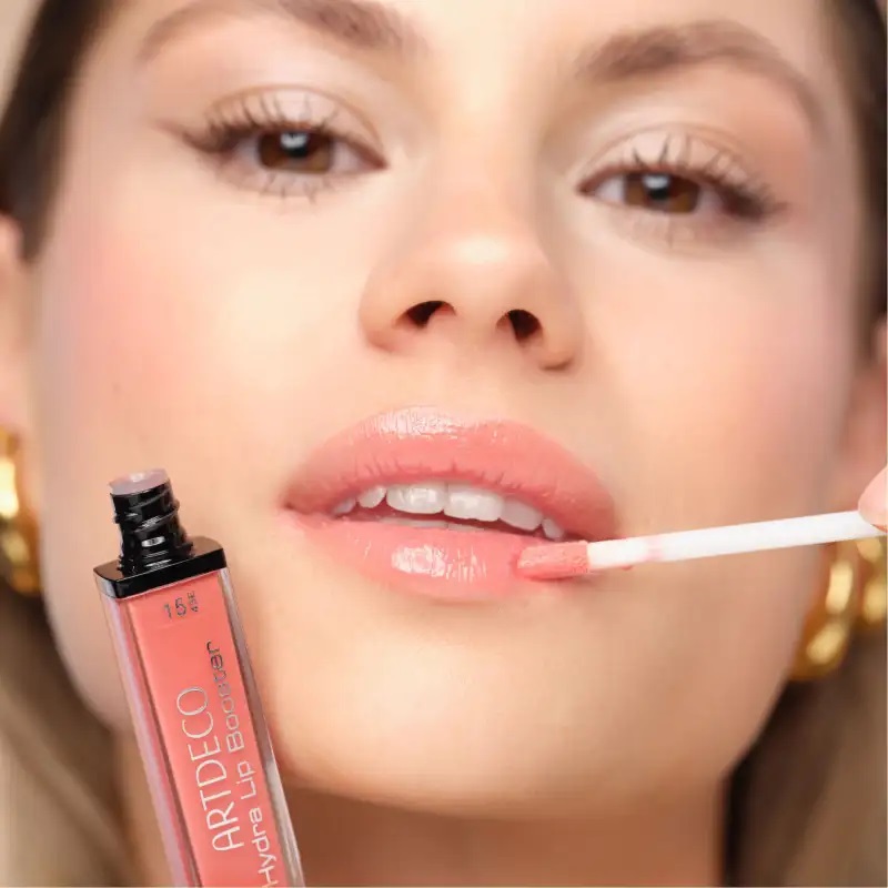 Блеск для губ Hydra Lip Booster