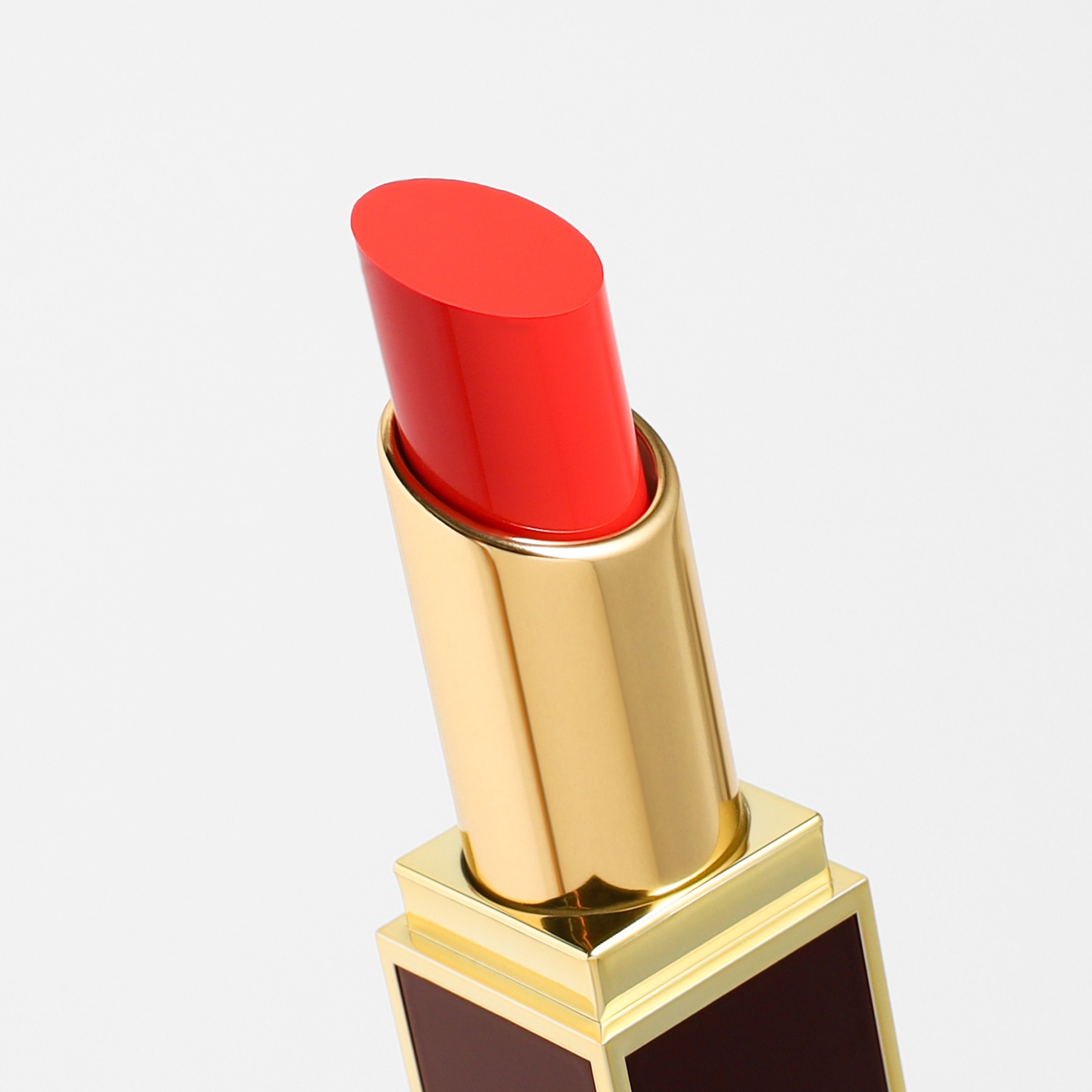Помада для губ матовая Lip Color Satin Matte