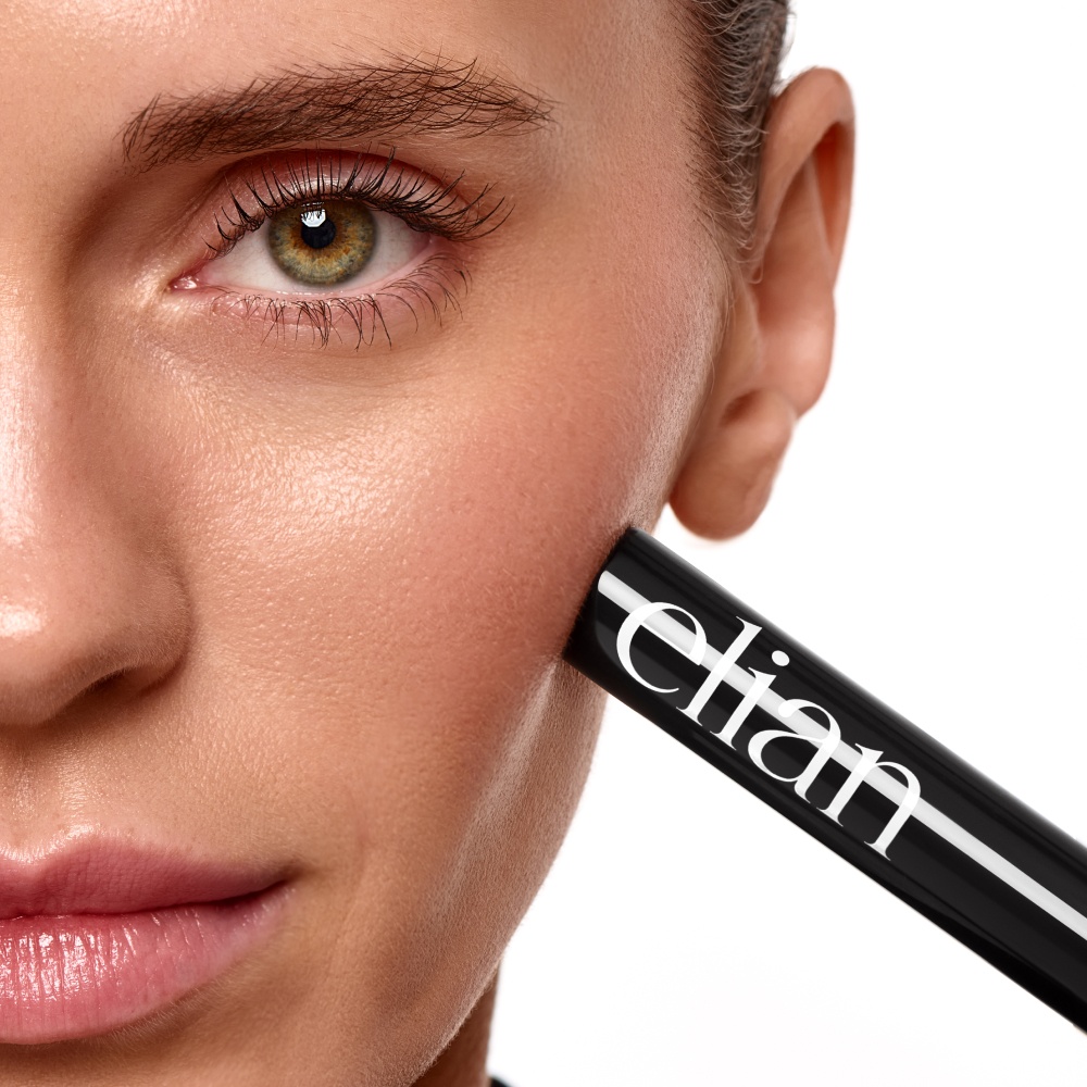 Тушь для удлинения и объема ресниц Multiverse Mascara