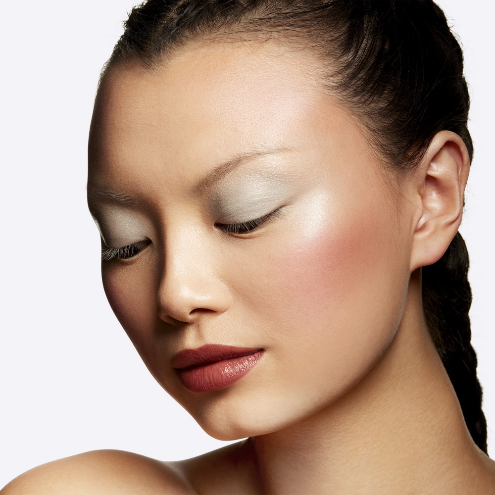 Румяна кремовые с эффектом сияния Extra Dimension Blush