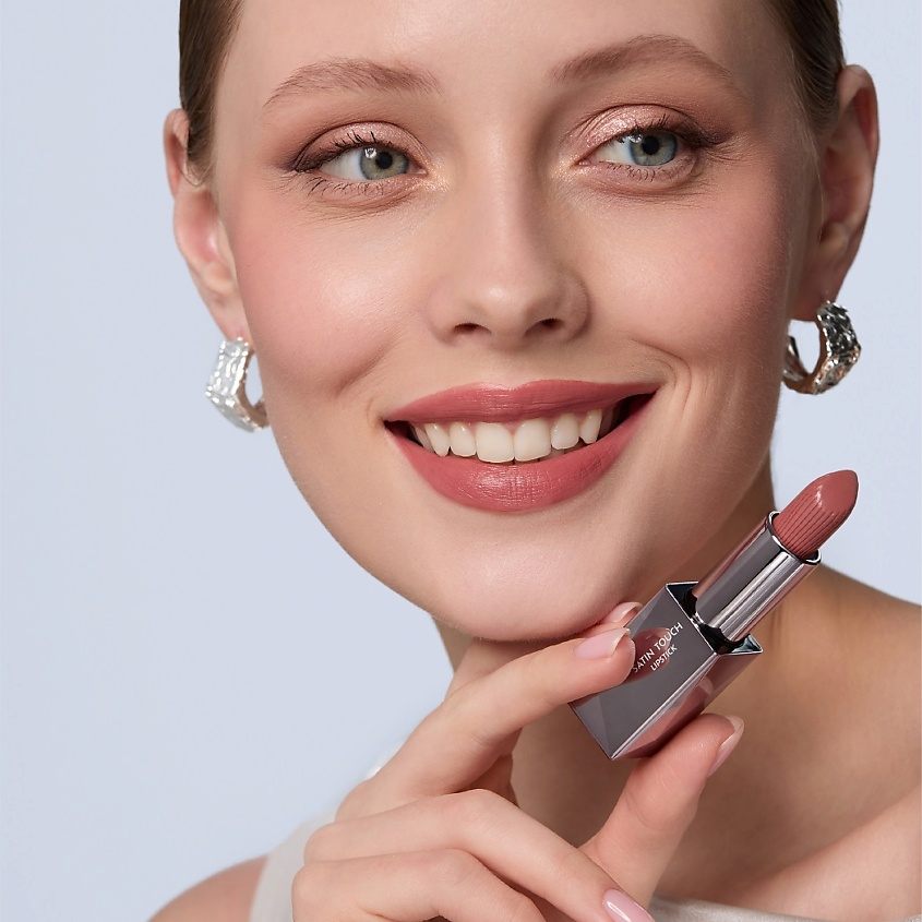 Помада для губ Lipstick Satin Touch