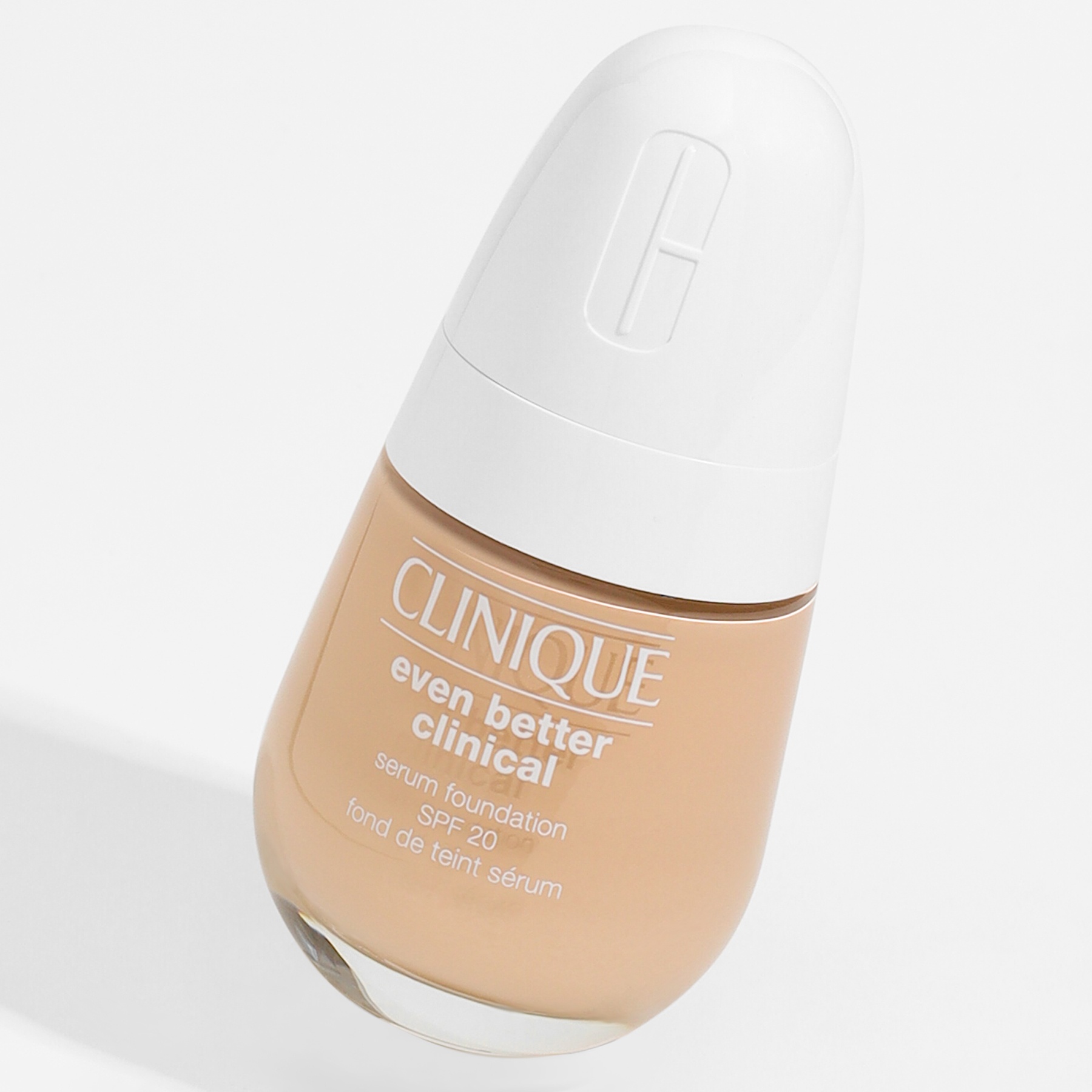 Тональный крем Even Better Clinical Serum SPF20