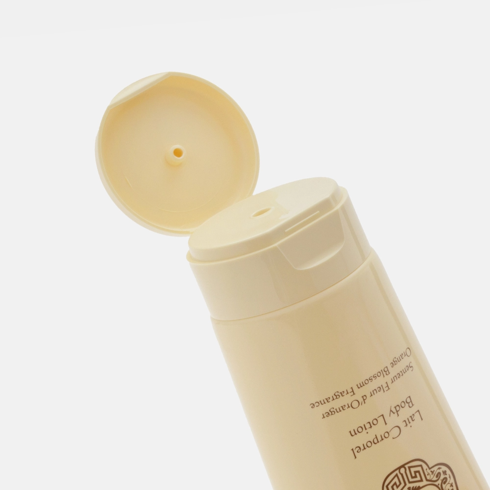 Молочко для тела Цветы апельсина купить в VISAGEHALL