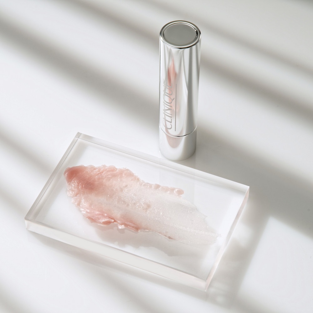 Средство для губ интенсивно-восстанавливающее Repairwear Intensive Lip купить в VISAGEHALL